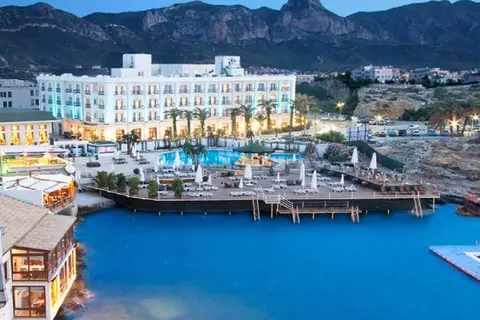 Rocks Hotel & Casino in Girne — foto 8