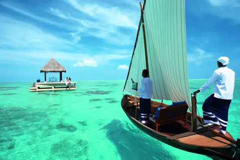 Taj Exotica Resort & Spa Maldives in Enboodhoo — foto 24
