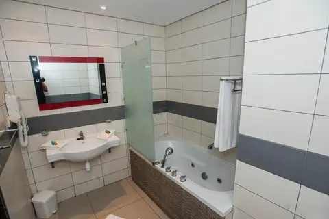 Lella Meriam Hotel & Club in صانغو — foto 28