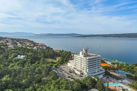 Hotel & Pavilion Omorika in Crikvenica — foto 2