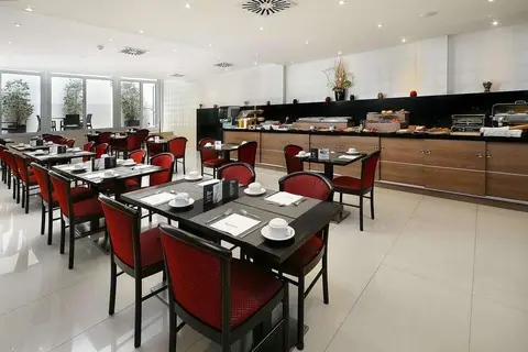 Hotel Lugano Barcelona in Barcelona — foto 7