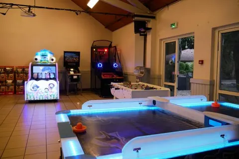 Camping Les Pierres Couchées foto 17