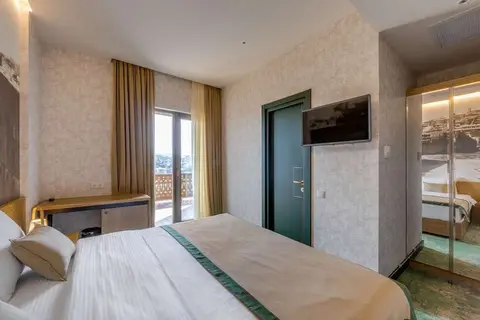 Sole Palace in Tbilisi — foto 17