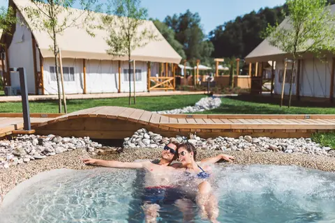 Glamping Olimia Adria Village in Podcetrtek — foto 20