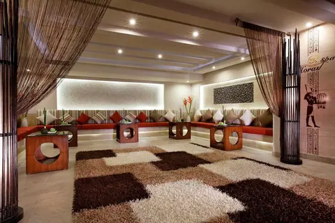 Pickalbatros Royal Moderna Resort in نبق — foto 8