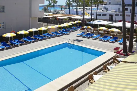 Universal Hotel Bikini in Sant Llorenç des Cardassar — foto 2