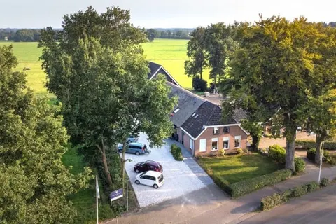 Grenzeloos Slapen-Eten-Beleven foto 1