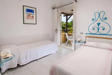 Hotel Punta Est in Baja Sardinia — foto 30