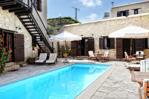 Leonidas Village Houses in Goudi