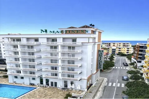 Hotel Martiness in Durres — foto 16