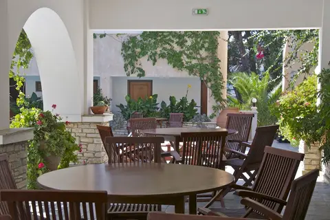 Ino Hotel & Suites in Δημοτική Ενότητα Βαθέος — foto 18