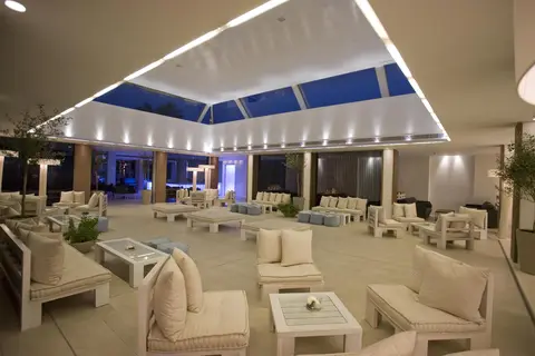 Capo Bay Hotel in Παραλίμνι — foto 26