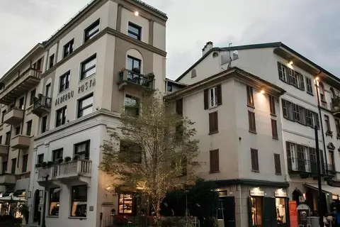 Posta Design Hotel in Como