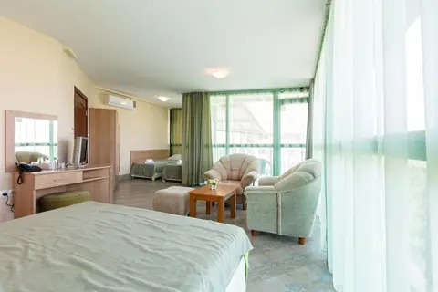 Hotel L&B in Несебър — foto 14