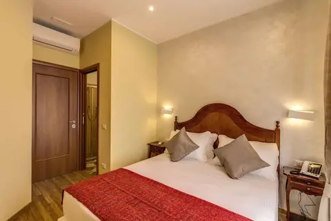 Top Floor Colosseo Guesthouse in Rome — foto 3