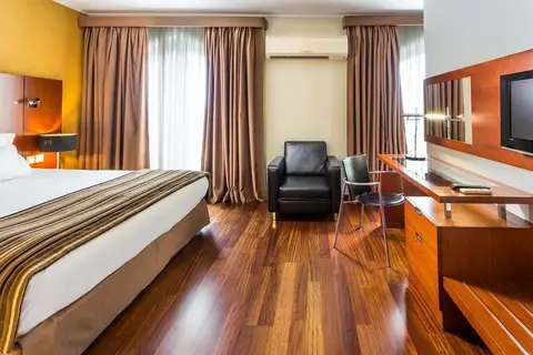Legendary Lisboa Suites in Almada — foto 9