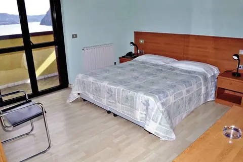 Hotel Miranda in Riva di Solto, foto 3