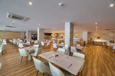 Narcissos Waterpark Resort in Παραλίμνι — foto 7