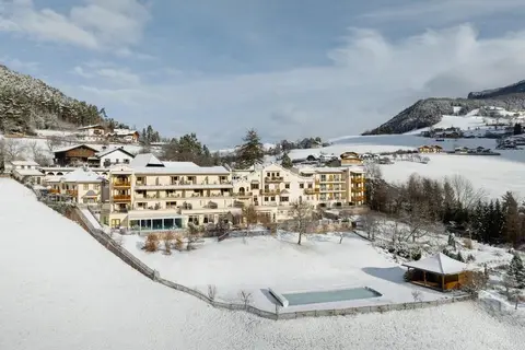 Hotel Mirabell Alpine Garden Resort & Spa in Seis