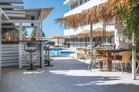 Sunny Days Hotel & Apartments in Τιγκάκι — foto 13