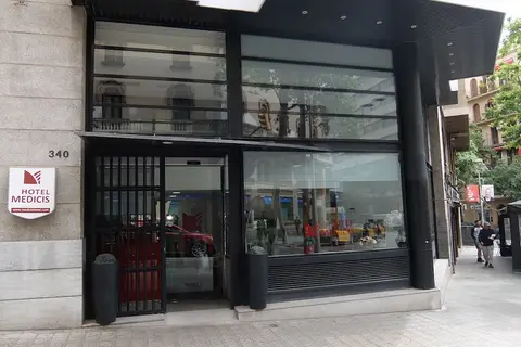 Medicis in Barcelona — foto 20