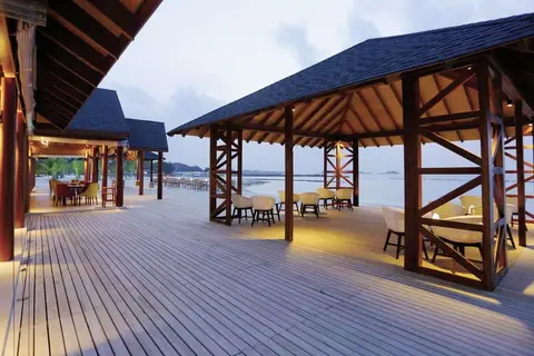 Cinnamon Dhonveli Maldives in Cinnamon Dhonveli Maldives — foto 25