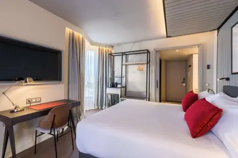 Canopy by Hilton Madrid Castellana in Madrid — foto 5
