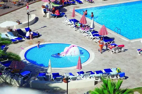 Batihan Beach Resort & Spa in Kuşadası — foto 14