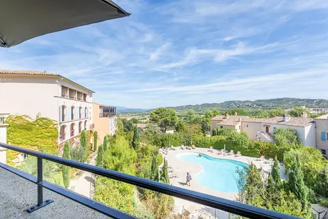 Pont Royal En Provence in Mallemort — foto 28