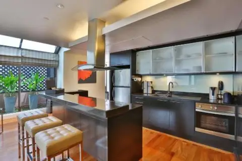 Siri Sathorn Bangkok in Bangkok — foto 6