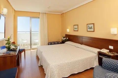 Hotel Carlos I in Benidorm — foto 21