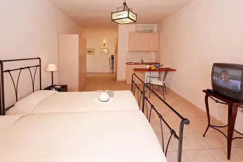 Lambrinos Suites in Platanias (Chania), foto 27