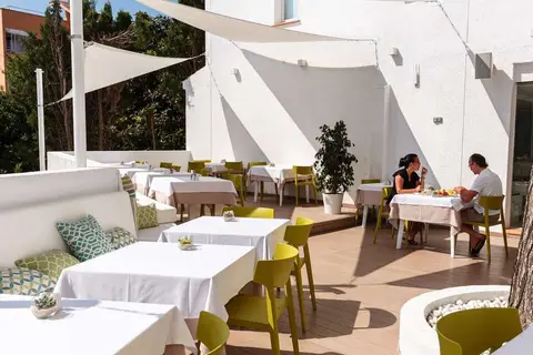 R2 Bahia Cala Ratjada Design Hotel in Cala Rajada — foto 11