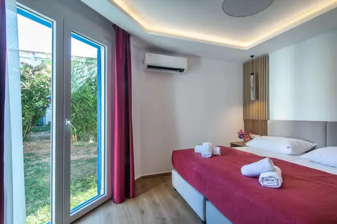 Slovenska Plaza Resort in Budva — foto 12