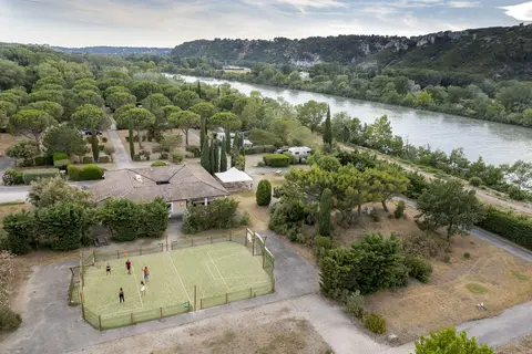 L Ile Des Papes in Villeneuve-lès-Avignon — foto 10