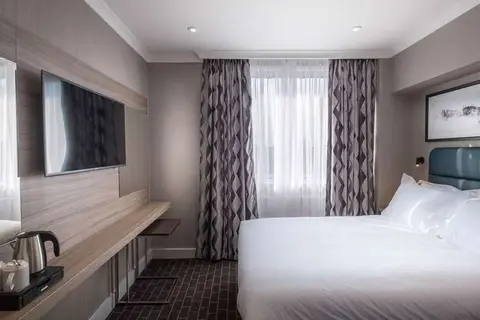 Hotel City Sleeper at Royal National Hotel in Londen — foto 3