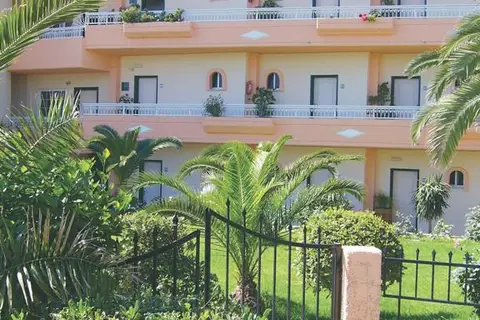 Lyristis Hotel Studios and Apartments in Faliraki — foto 5