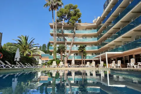 Canada Palace in Calafell — foto 2