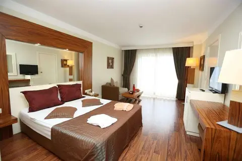 Meder Resort in Kemer — foto 21
