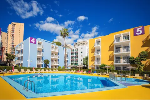 Hotel Pueblo in Benidorm — foto 2