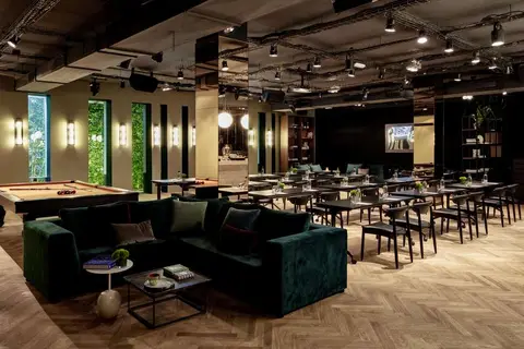 Sir Victor in Barcelona, foto 6