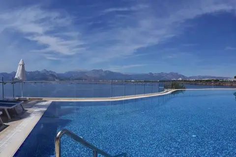 Ramada Plaza by Wyndham Antalya in Muratpaşa — foto 23