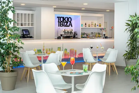 Hotel Vibra Algarb in Ibiza — foto 8