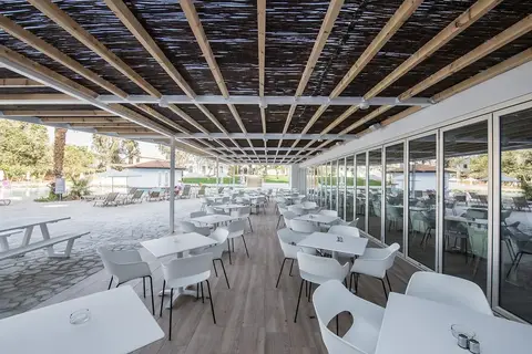 Narcissos Waterpark Resort in Παραλίμνι — foto 16