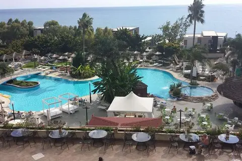 TUI Blue Atlantica Bay in Agios Tychonos — foto 2
