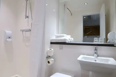 Travelodge Plus Dublin City Centre in Dublin — foto 10