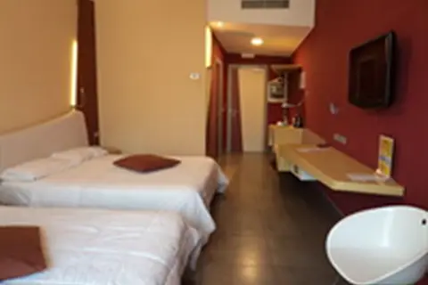 Ibis Styles Catania Acireale in Acireale, foto 14