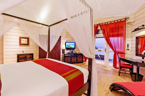Komandoo Island Resort & Spa in ނައިފަރު — foto 14