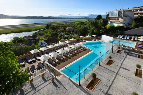 The Royal Grand Hotel in Korfoe — foto 22
