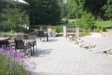 Castel de Pont-à-Lesse foto 14